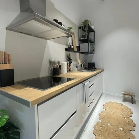 Appartamento Stylish City-center 2 Bdrms *